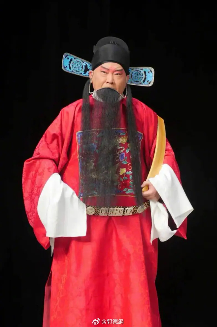 《郭德纲因改编红歌被立案调查,重点是改编的内容,没有按程序报备》配图 3 《郭德纲因改编红歌被立案调查,重点是改编的内容,没有按程序报备》配图 3