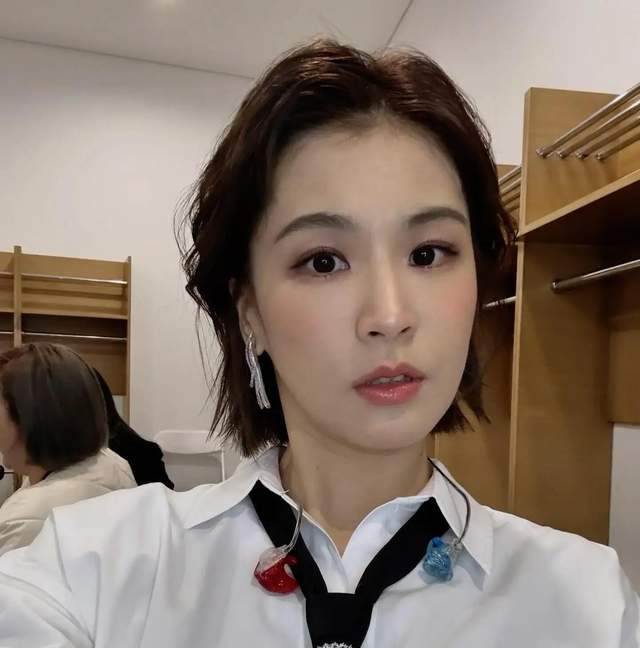 《嗓子失声被迫换将,四公忍痛交出X秀,粉丝:曾沛慈你没有错!》配图 1 《嗓子失声被迫换将,四公忍痛交出X秀,粉丝:曾沛慈你没有错!》配图 1