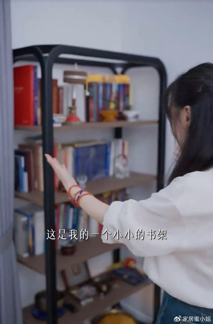 《47岁“薛佳凝”晒家居照,仅“一佛堂”就圈粉无数,那叫一个高级》配图 14 《47岁“薛佳凝”晒家居照,仅“一佛堂”就圈粉无数,那叫一个高级》配图 14
