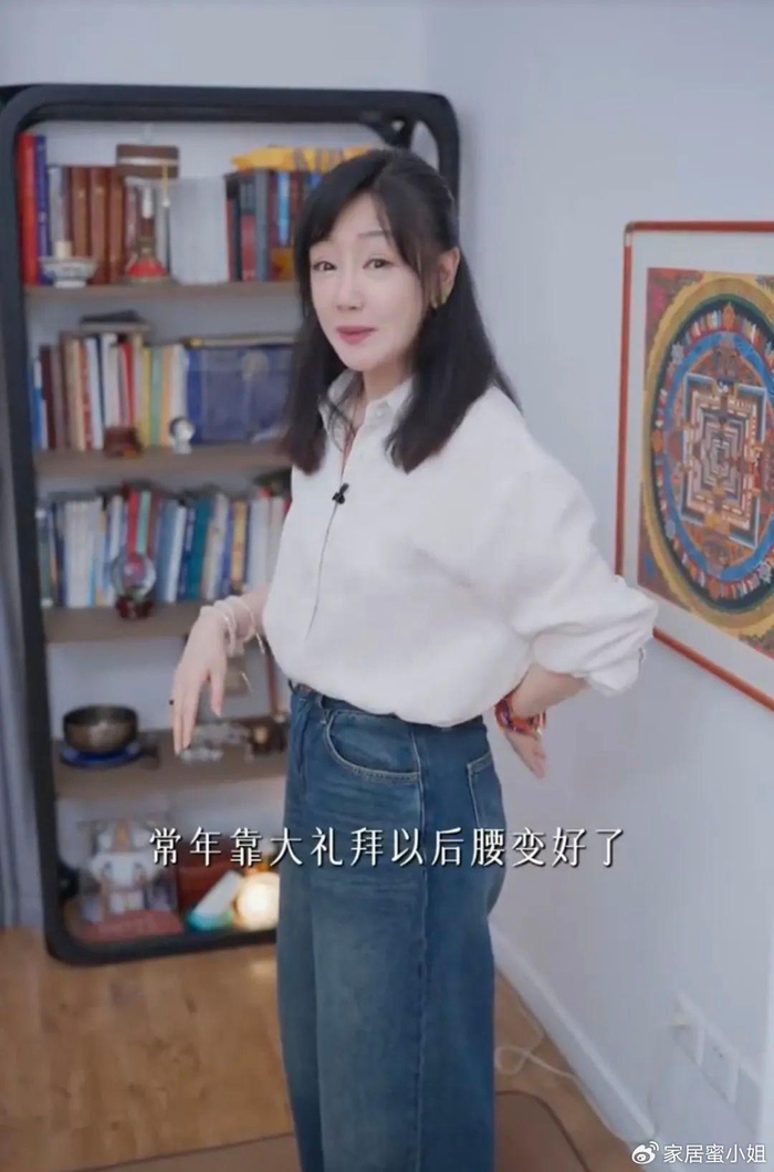 《47岁“薛佳凝”晒家居照,仅“一佛堂”就圈粉无数,那叫一个高级》配图 17 《47岁“薛佳凝”晒家居照,仅“一佛堂”就圈粉无数,那叫一个高级》配图 17
