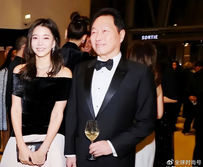 《韩国SK二公主崔敏贞,北大毕业嫁军官为妈撑腰,有钱有才父却出轨》配图 14 《韩国SK二公主崔敏贞,北大毕业嫁军官为妈撑腰,有钱有才父却出轨》配图 14