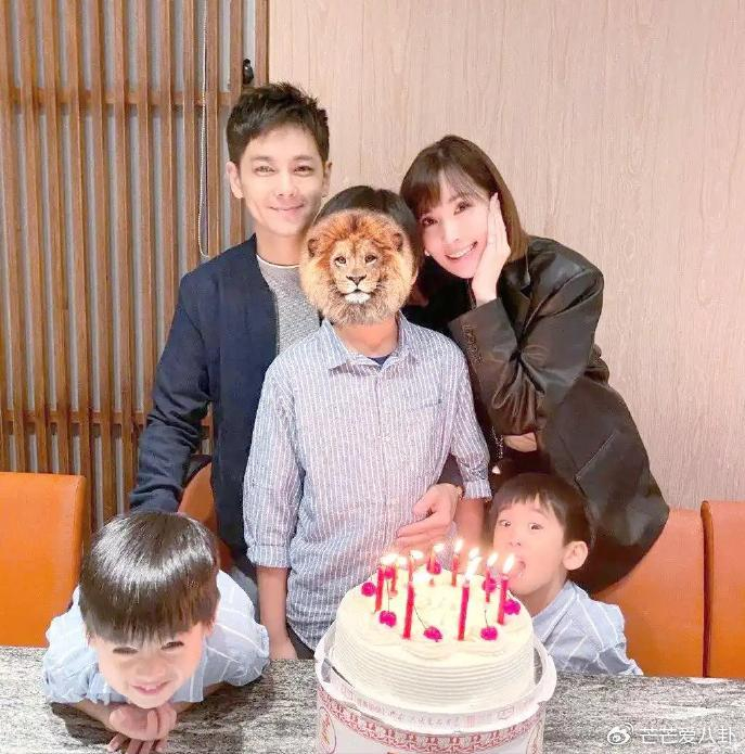 《林志颖发言引热议,夸林俊杰女友很乖,网友:像在评论人家女儿》配图 8 《林志颖发言引热议,夸林俊杰女友很乖,网友:像在评论人家女儿》配图 8