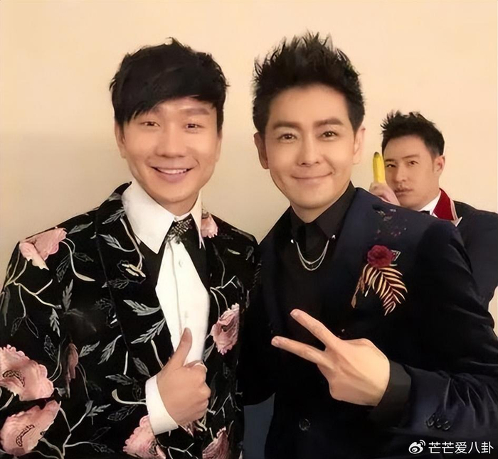 《林志颖发言引热议,夸林俊杰女友很乖,网友:像在评论人家女儿》配图 12 《林志颖发言引热议,夸林俊杰女友很乖,网友:像在评论人家女儿》配图 12