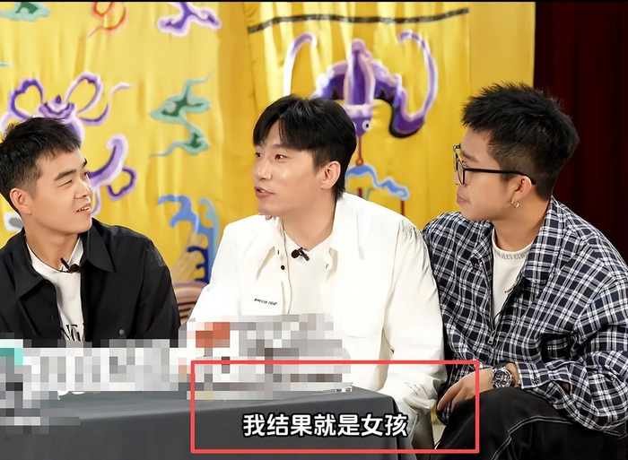 《王鸥官宣独自养育女儿,不提及过往纠葛,读懂成年人情感的取舍》配图 3 《王鸥官宣独自养育女儿,不提及过往纠葛,读懂成年人情感的取舍》配图 3