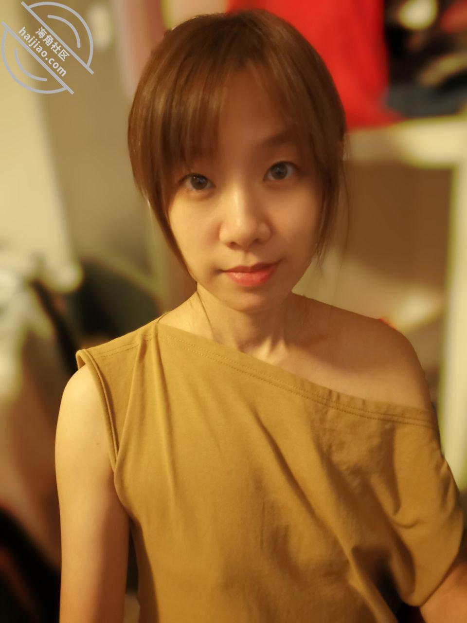 《曝光反差母狗人妻韩婷婷（高清露脸）》配图 1