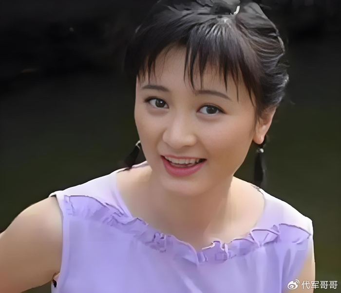 《52岁虞梦近况曝光!9岁当上童星,低调嫁圈外丈夫,婚姻生活幸福美满》配图 7 《52岁虞梦近况曝光!9岁当上童星,低调嫁圈外丈夫,婚姻生活幸福美满》配图 7