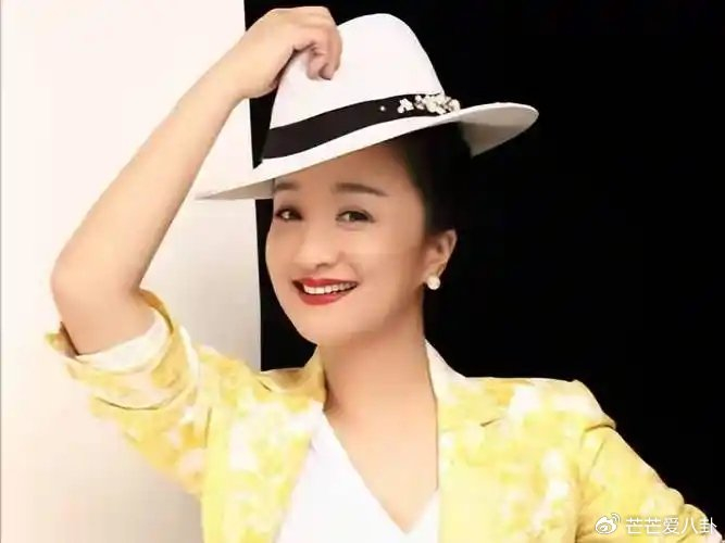 《老戏骨杨昆:因4.5万物业费被告,无儿无女每月工资仅有2500元》配图 21 《老戏骨杨昆:因4.5万物业费被告,无儿无女每月工资仅有2500元》配图 21