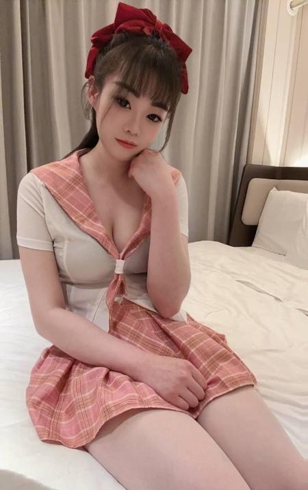 《jk小姐姐》配图 3