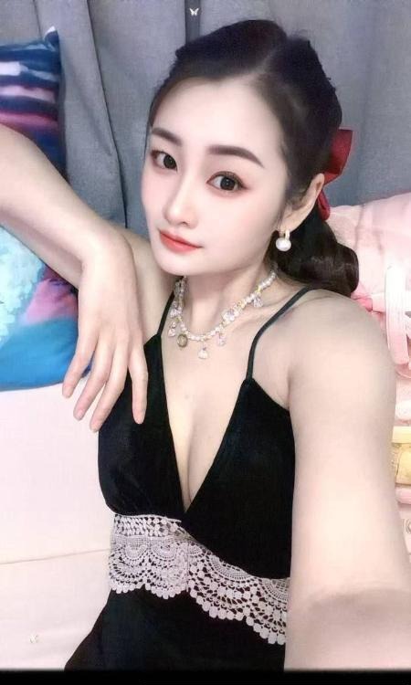 《朝阳服务系大奶少妇》配图 2 《朝阳服务系大奶少妇》配图 2