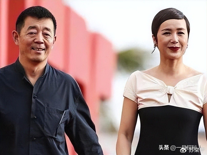 《结婚 32 年后，蒋雯丽夫妇如今怎样》配图 11