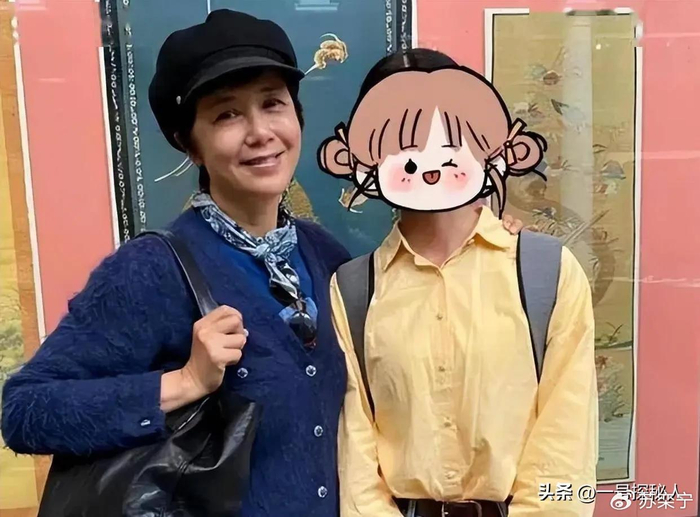 《结婚 32 年后，蒋雯丽夫妇如今怎样》配图 24