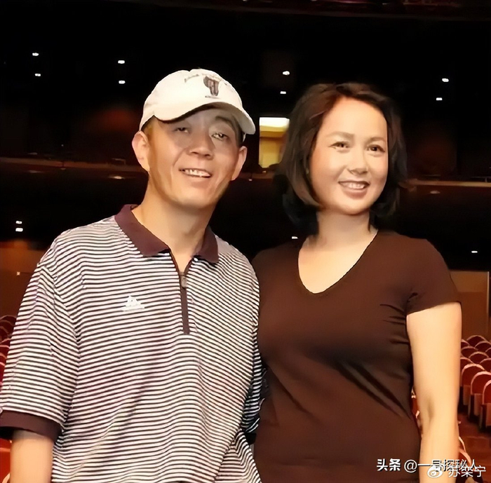 《结婚 32 年后，蒋雯丽夫妇如今怎样》配图 25