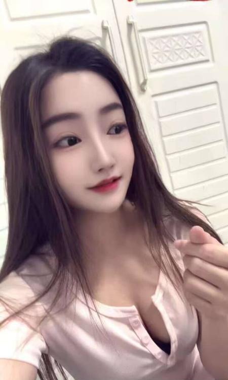 《广州性感丝足小妹》配图 3