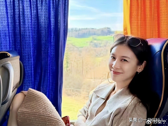 《新欢不保?杨子家族被曝丑闻,和黄圣依离婚真实目的恐藏不住了》配图 34 《新欢不保?杨子家族被曝丑闻,和黄圣依离婚真实目的恐藏不住了》配图 34