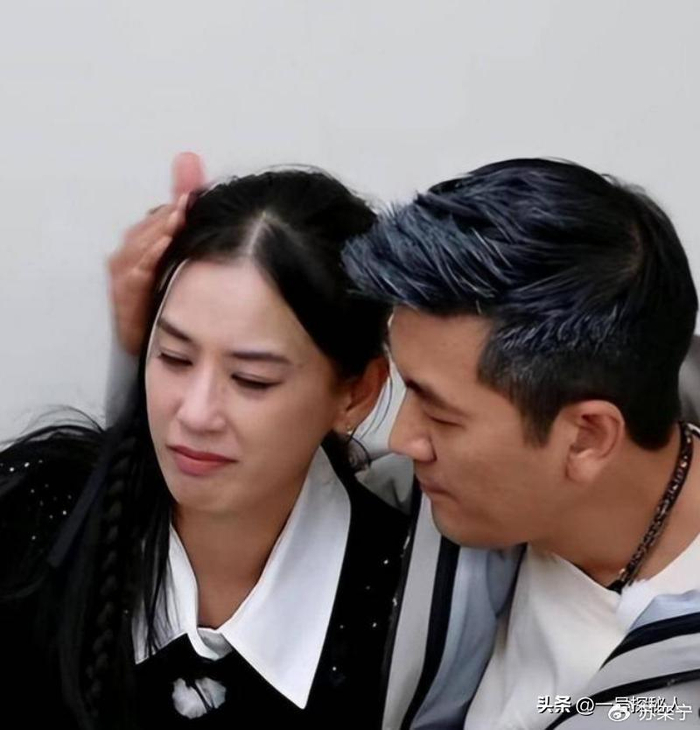 《新欢不保?杨子家族被曝丑闻,和黄圣依离婚真实目的恐藏不住了》配图 43 《新欢不保?杨子家族被曝丑闻,和黄圣依离婚真实目的恐藏不住了》配图 43