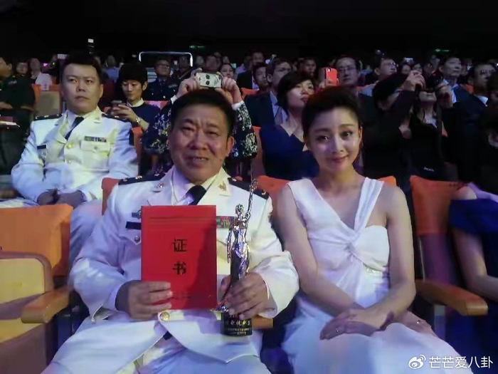 《被长相耽误的好演员杜旭东,戏里招人恨,戏外护女无数人称赞》配图 13 《被长相耽误的好演员杜旭东,戏里招人恨,戏外护女无数人称赞》配图 13