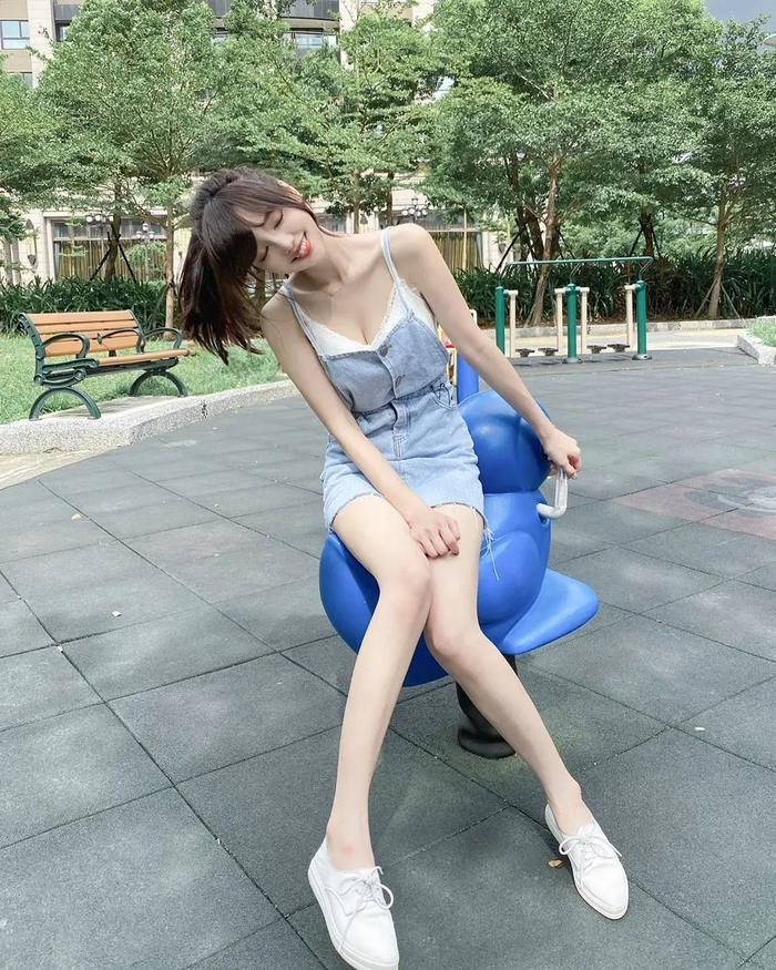 《可纯可欲娃娃脸！158cm童颜配34E沙漏，琵琶女神的反差美学暴击！》配图 11