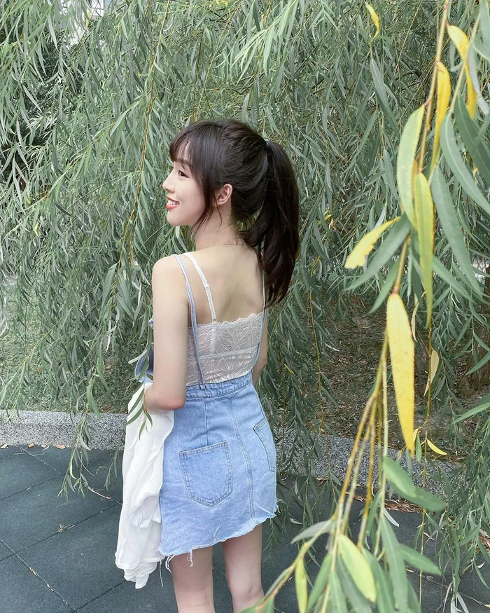 《可纯可欲娃娃脸！158cm童颜配34E沙漏，琵琶女神的反差美学暴击！》配图 15