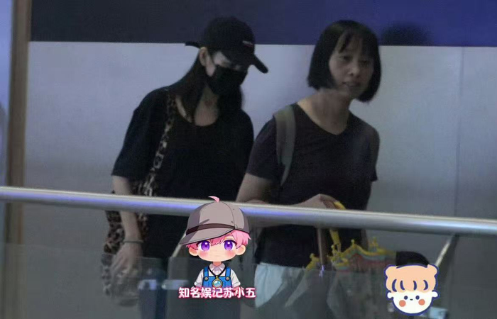 《王鸥曝独自养育孩子,不希望占用公共资源,给孩子安静的成长空间》配图 8 《王鸥曝独自养育孩子,不希望占用公共资源,给孩子安静的成长空间》配图 8