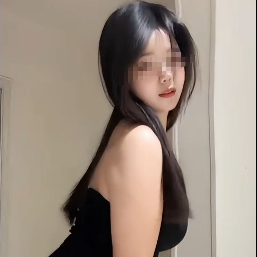 《极品性感人妻老公不在家难不住寂寞给情人酒店性爱，身材不错屁股又大又翘》配图 9
