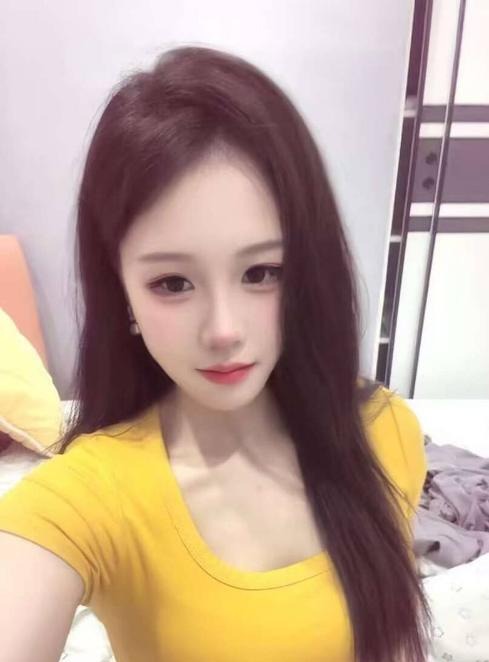 《萧山深喉女神》配图 1