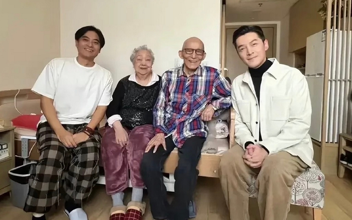 《把“济世为公”进行到底，游本昌女儿发声：将全部帛金捐作公益》配图 4