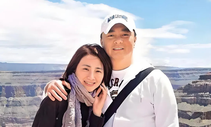 《53岁港姐谭小环近况曝光!嫁给蔡强荣生下2个孩子,如今全家移民买鱼》配图 4 《53岁港姐谭小环近况曝光!嫁给蔡强荣生下2个孩子,如今全家移民买鱼》配图 4