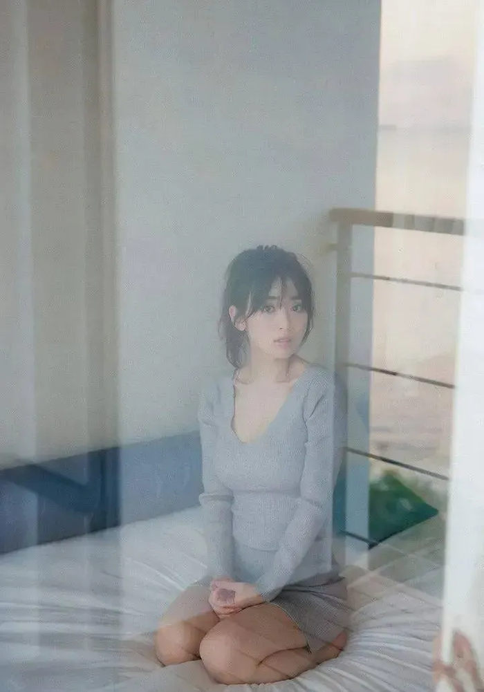 《真人版娜美,81-57-83三围!动漫级黄金腰臀美感,美貌专一双在线》配图 30 《真人版娜美,81-57-83三围!动漫级黄金腰臀美感,美貌专一双在线》配图 30