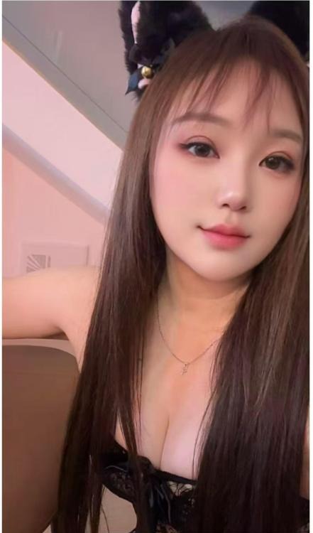 《肤白貌美小甜甜》配图 3 《肤白貌美小甜甜》配图 3