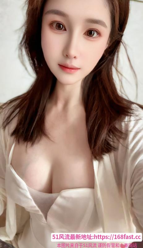 《苏州巨乳少妇咪咪》配图 4