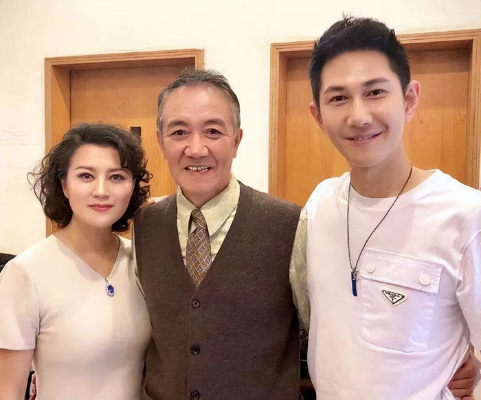 《54岁史兰芽近况曝光！与刘斌离婚后嫁给李幼斌，如今婚姻生活很幸福》配图 5
