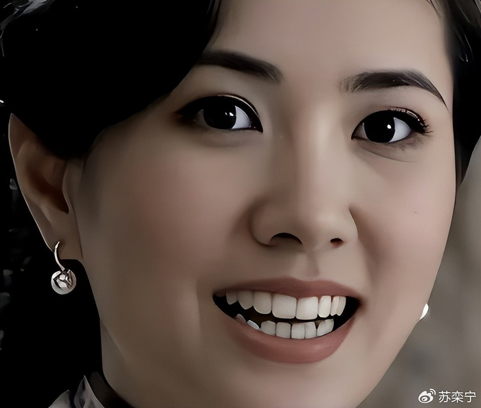 《当年她因败坏印小天而走红,得以嫁给大导演,多年过去现状如何?》配图 5 《当年她因败坏印小天而走红,得以嫁给大导演,多年过去现状如何?》配图 5