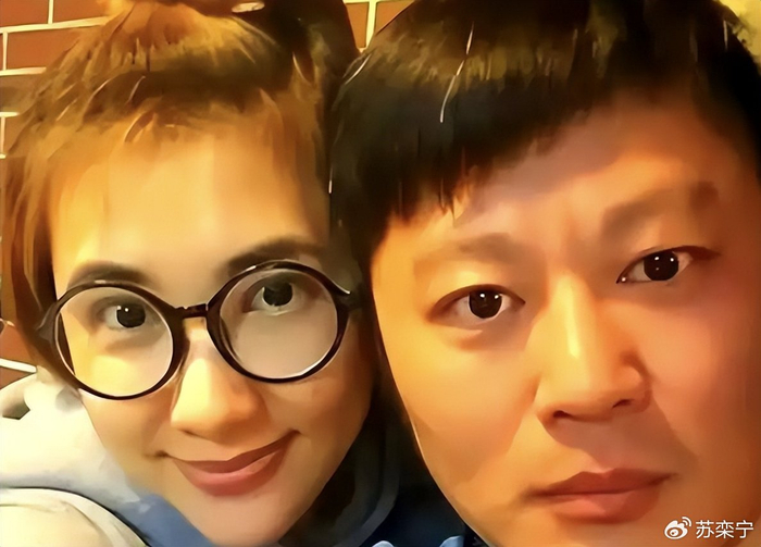 《当年她因败坏印小天而走红,得以嫁给大导演,多年过去现状如何?》配图 14 《当年她因败坏印小天而走红,得以嫁给大导演,多年过去现状如何?》配图 14