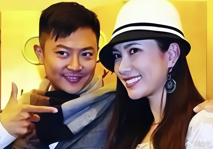 《当年她因败坏印小天而走红,得以嫁给大导演,多年过去现状如何?》配图 20 《当年她因败坏印小天而走红,得以嫁给大导演,多年过去现状如何?》配图 20