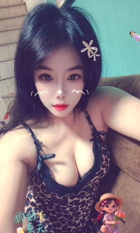 《虹口D杯巨乳大妮妮》配图 3 《虹口D杯巨乳大妮妮》配图 3