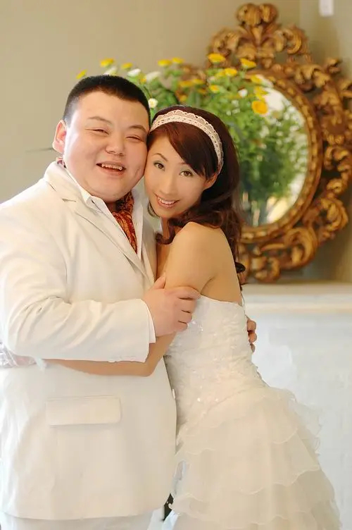 《50岁刘刚近况曝光!曾娶美妻方蓓蓓育两子,离婚10年依旧孤身一人》配图 2 《50岁刘刚近况曝光!曾娶美妻方蓓蓓育两子,离婚10年依旧孤身一人》配图 2