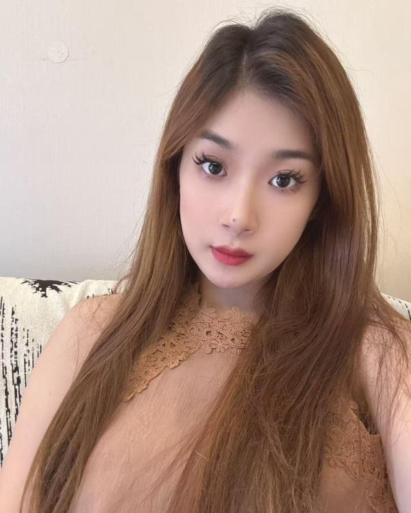 《南站梦琪176美腿》配图 4 《南站梦琪176美腿》配图 4