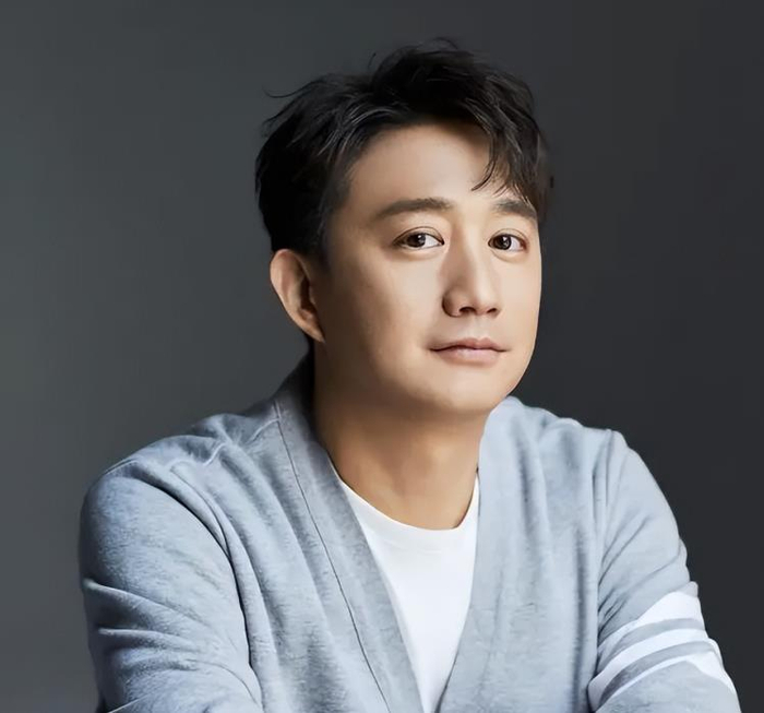 《黄磊回应“做饭不好吃”:肯定不是职业做饭的,做家常菜吧也还行》配图 3 《黄磊回应“做饭不好吃”:肯定不是职业做饭的,做家常菜吧也还行》配图 3