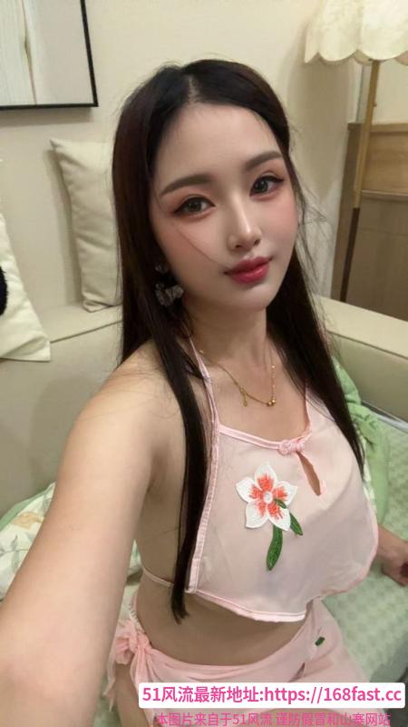 《南山颜值女神》配图 1 《南山颜值女神》配图 1