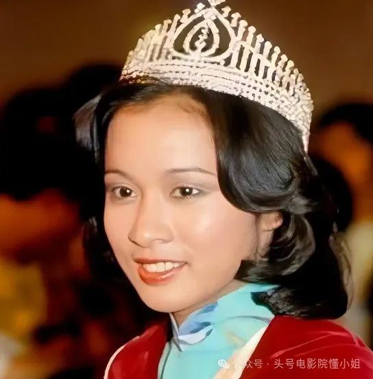 《2026香港小姐选出,无人在意!霍启刚拒当评委,早已不是豪门的菜》配图 10 《2026香港小姐选出,无人在意!霍启刚拒当评委,早已不是豪门的菜》配图 10
