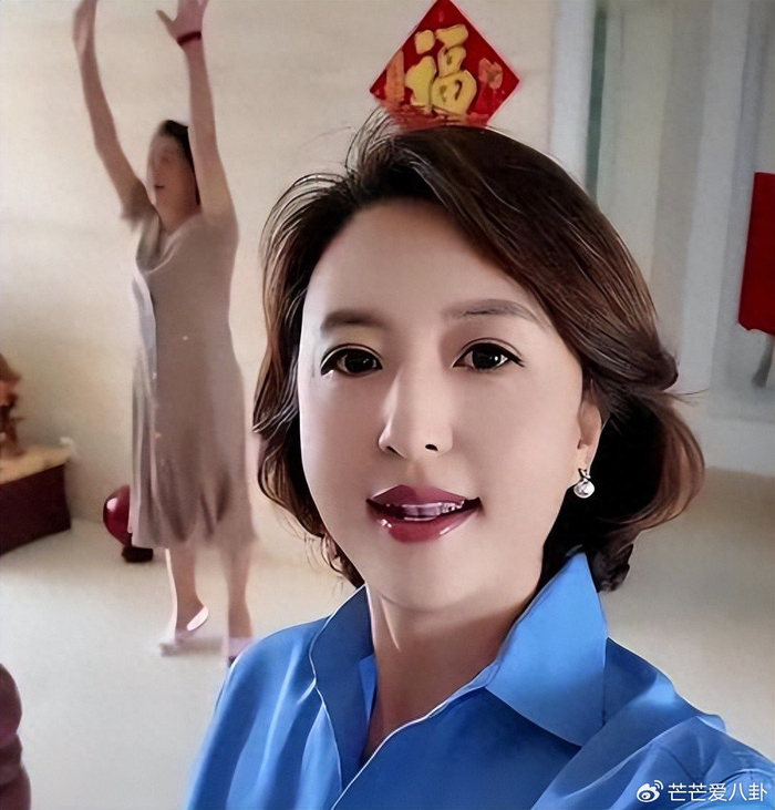 《47岁张蕾现状: 把父母接北京孝敬, 实现经济自由, 陪老人旅游很自在》配图 1 《47岁张蕾现状: 把父母接北京孝敬, 实现经济自由, 陪老人旅游很自在》配图 1