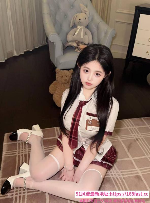《萝莉在校大学生》配图 1