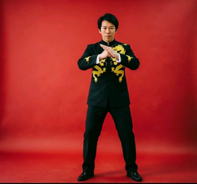 《贵州大山走出的两位影视制片人 导演杜衡和动作指导音乐人赵小龙》配图 1 《贵州大山走出的两位影视制片人 导演杜衡和动作指导音乐人赵小龙》配图 1
