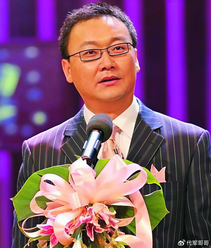 《53岁主持人马斌近况曝光!低调结婚育有一子,如今婚姻生活很幸福》配图 6 《53岁主持人马斌近况曝光!低调结婚育有一子,如今婚姻生活很幸福》配图 6
