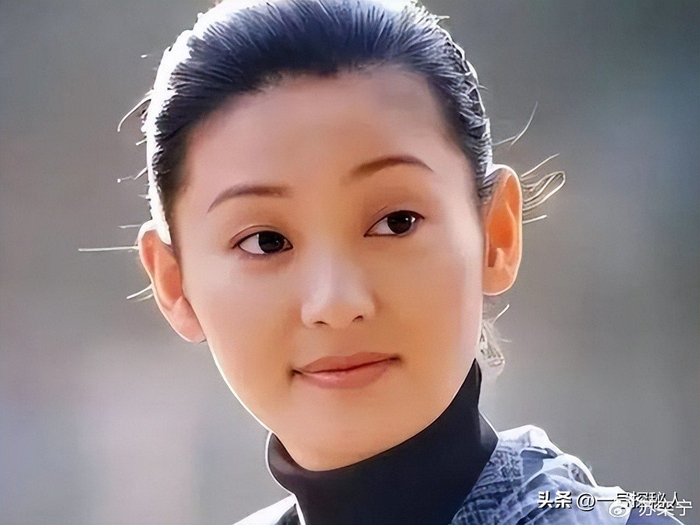 《演都不演？徐帆回应离婚 9 个月后，冯小刚近况曝光，心思藏不住了》配图 6