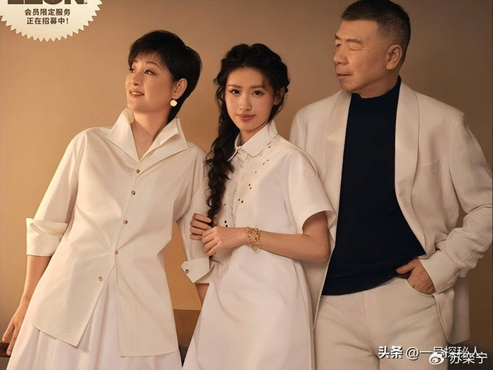 《演都不演？徐帆回应离婚 9 个月后，冯小刚近况曝光，心思藏不住了》配图 15