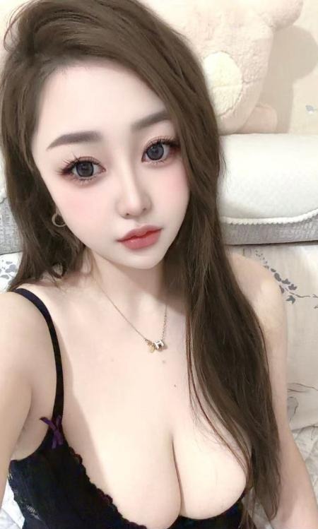 《南开区E奶巨乳少妇》配图 4 《南开区E奶巨乳少妇》配图 4