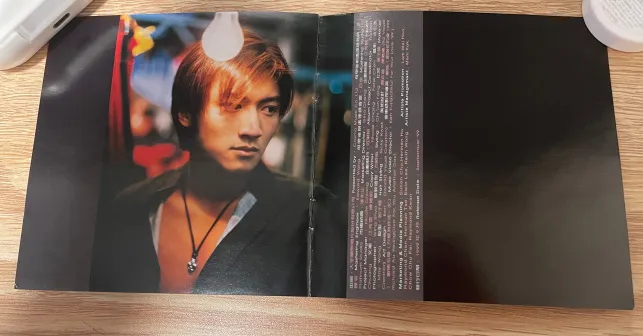 《谢霆锋46岁生日开唱,王菲同天被偶遇》配图 4 《谢霆锋46岁生日开唱,王菲同天被偶遇》配图 4