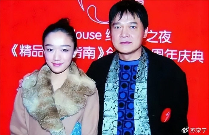 《原来他俩是父女，女儿是美女演员，父亲是老戏骨，他68岁仍是单身》配图 9