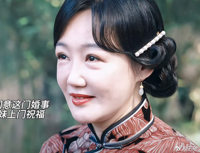 《48岁薛佳凝现状：《我不是大师》演男主继母，心态好没压力让人羡慕》配图 3